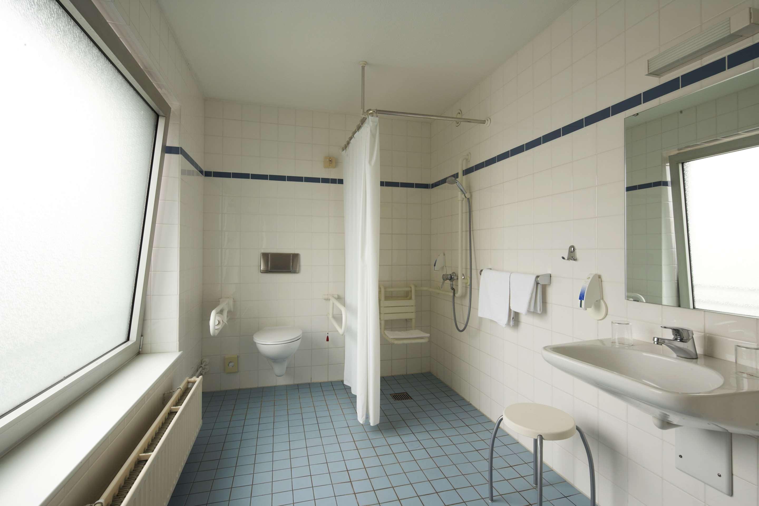 Intercityhotel Киль Экстерьер фото