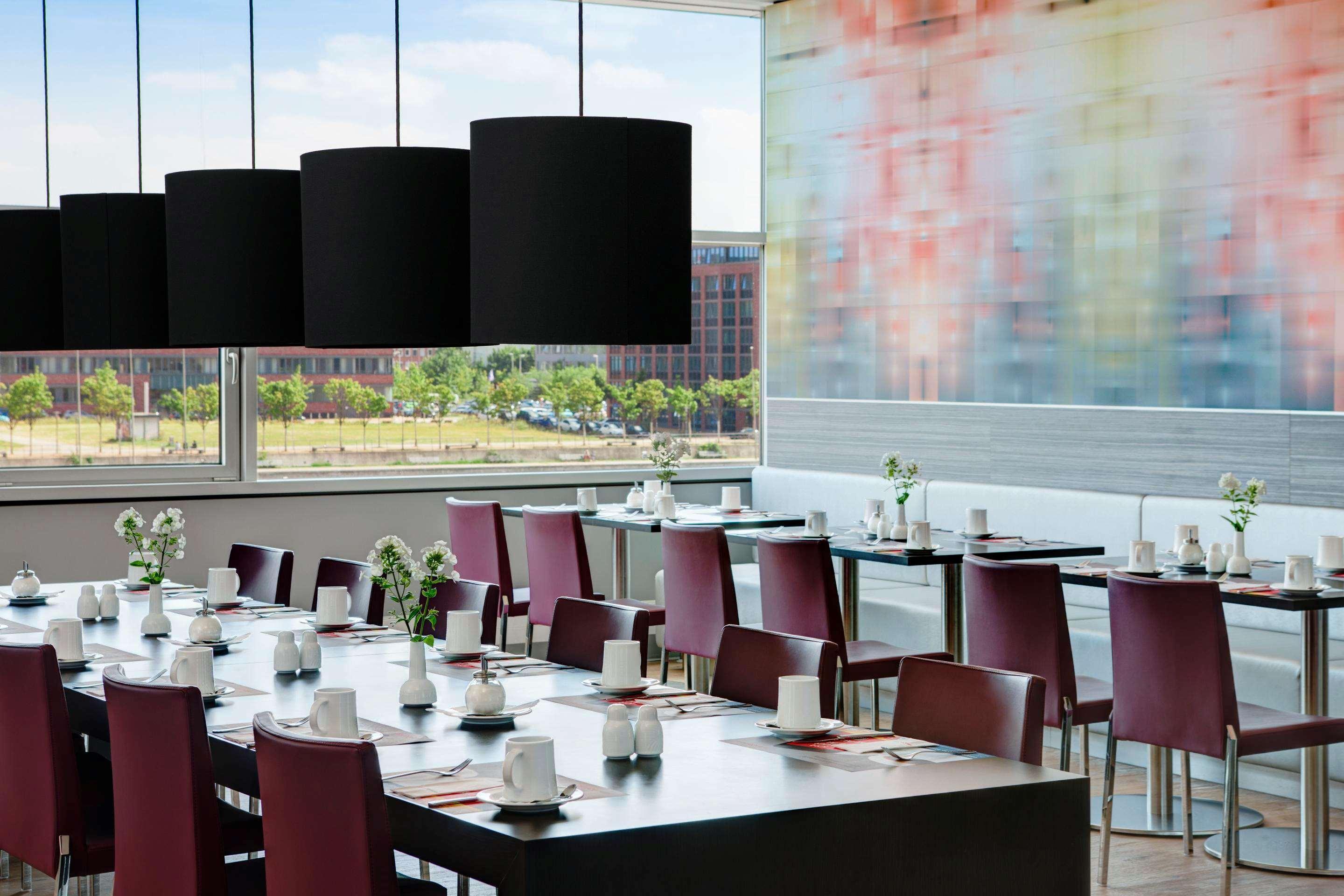 Intercityhotel Киль Экстерьер фото