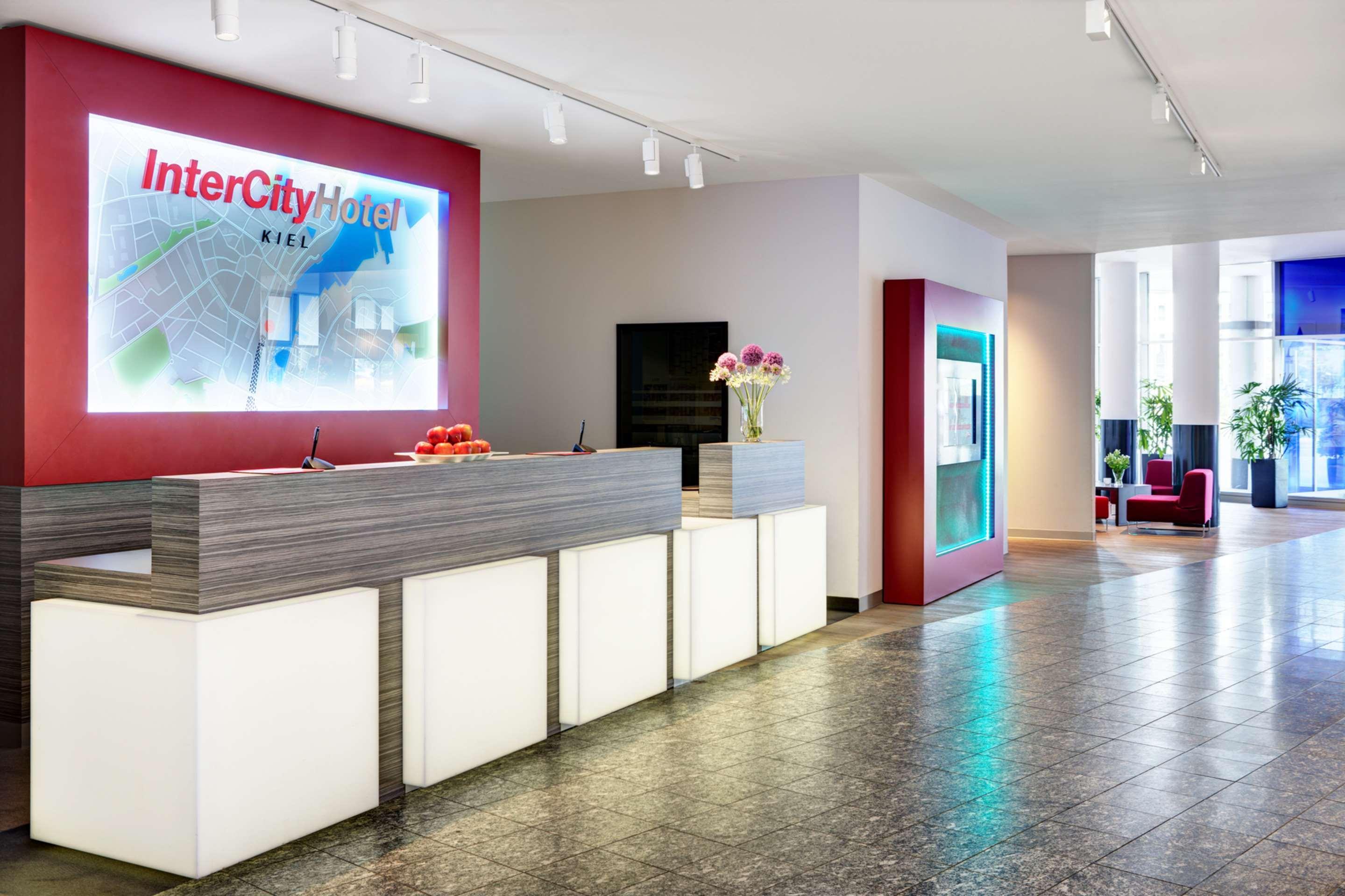 Intercityhotel Киль Экстерьер фото