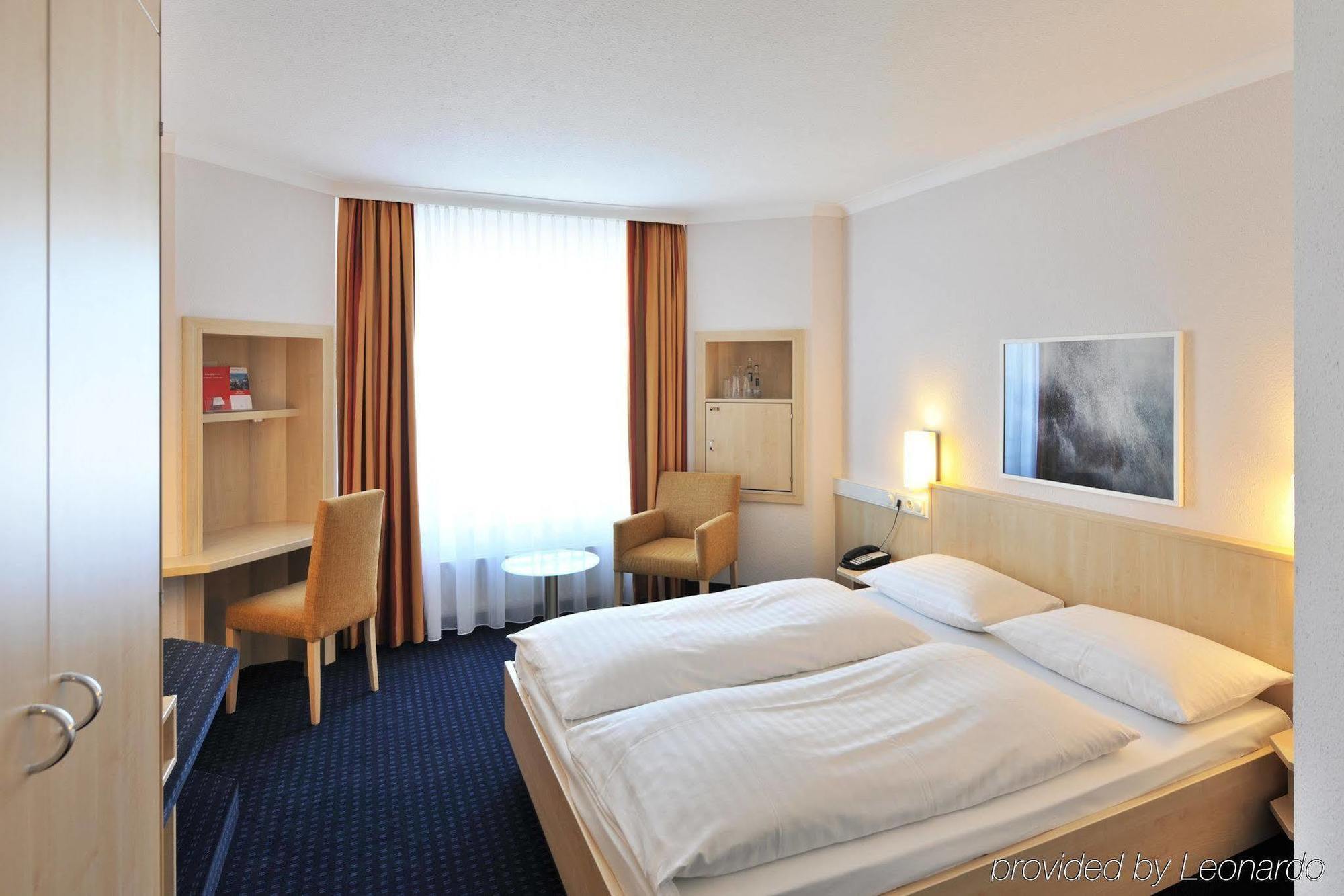 Intercityhotel Киль Экстерьер фото